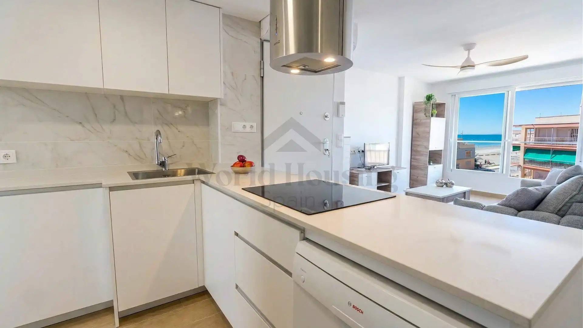 Cuina de Apartament en venda en Santa Pola amb Aire condicionat, Calefacció i Moblat