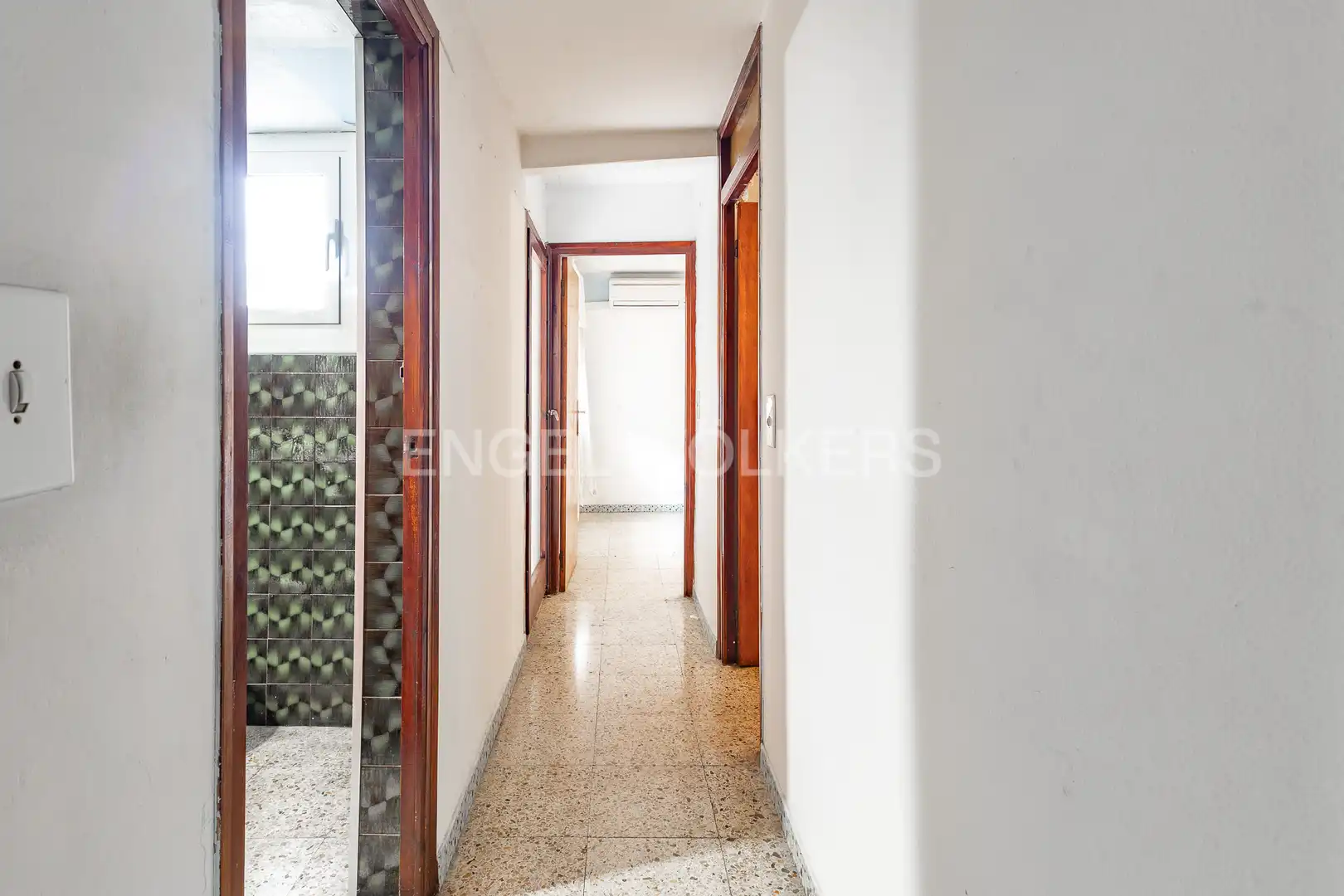 Casa adosada en venda en Santa Coloma de Gramenet amb Aire condicionat, Calefacció i Jardí privat