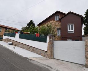 Vista exterior de Casa o xalet en venda en Teo amb Calefacció i Traster