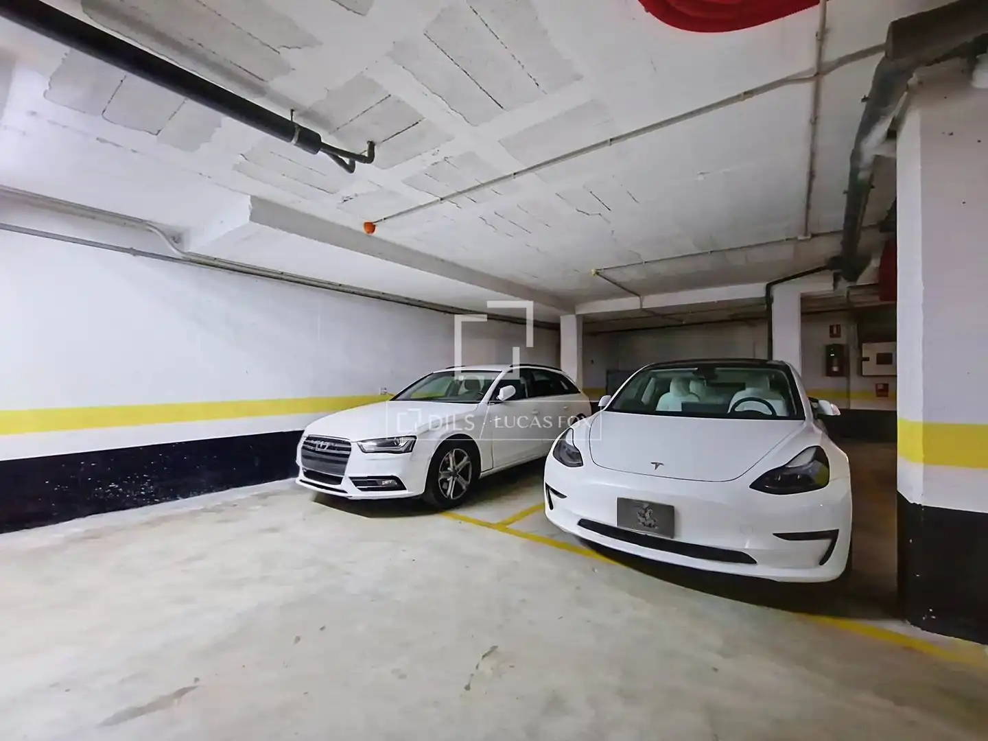 Parking de Piso en venta en Cubelles con Aire acondicionado, Calefacción y Jardín privado