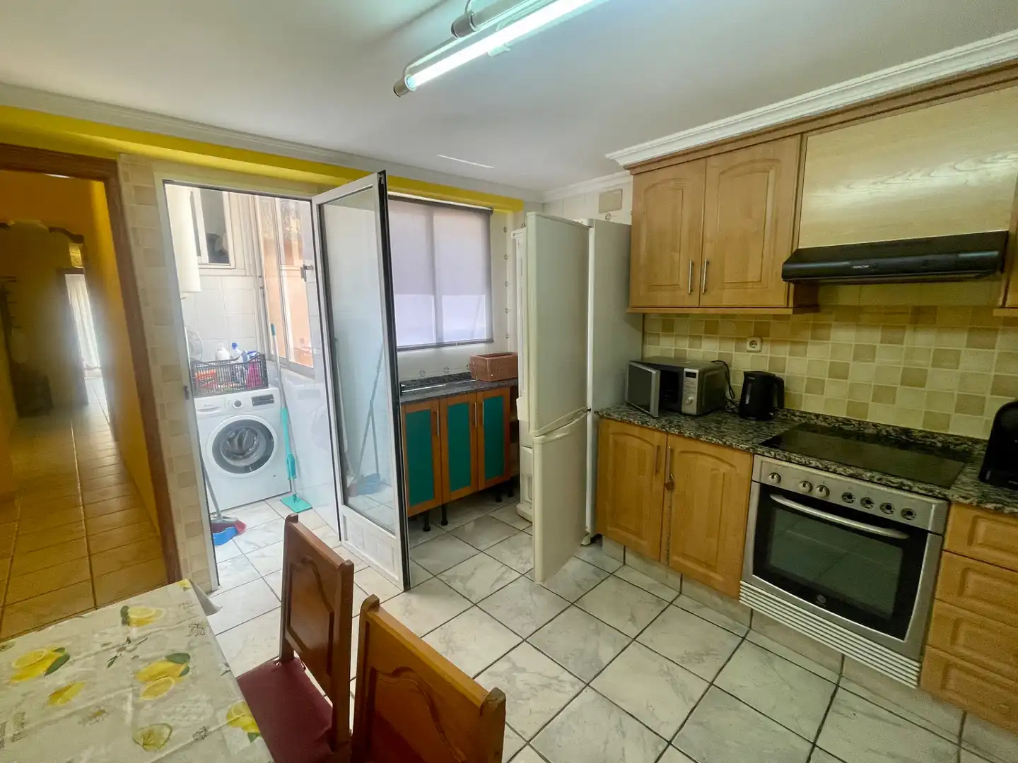 Cuina de Apartament de lloguer en Sagunto / Sagunt amb Aire condicionat, Terrassa i Moblat