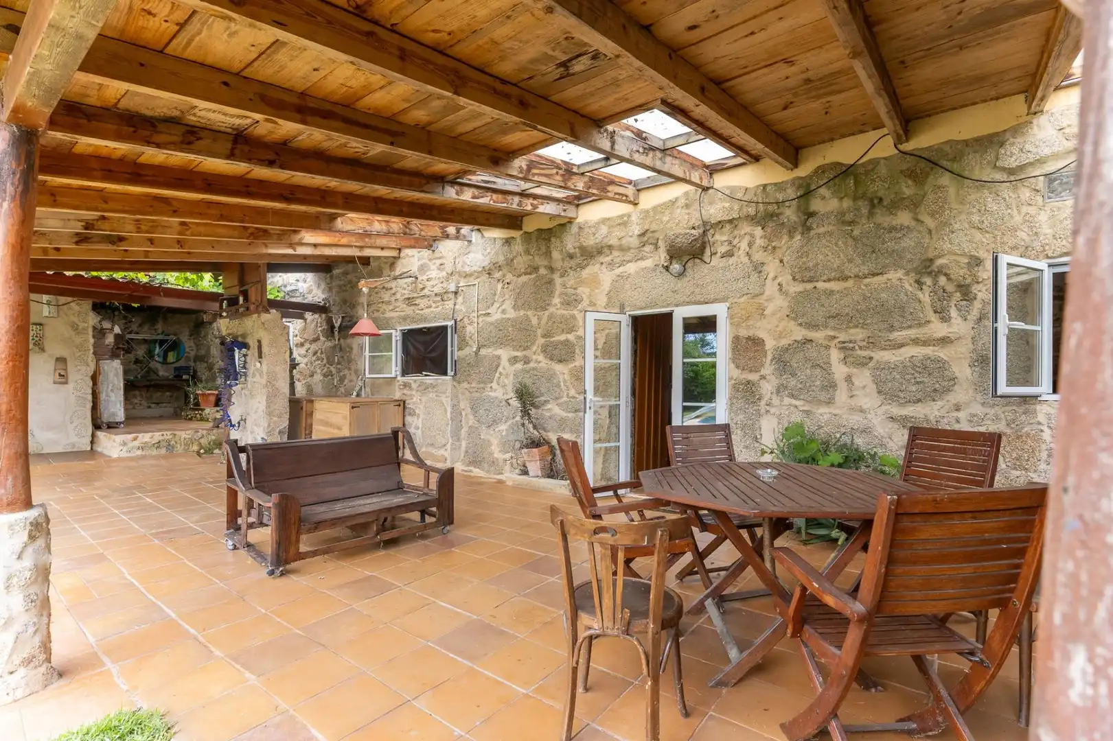 Terrassa de Finca rústica en venda en Salvaterra de Miño amb Aire condicionat, Calefacció i Jardí privat