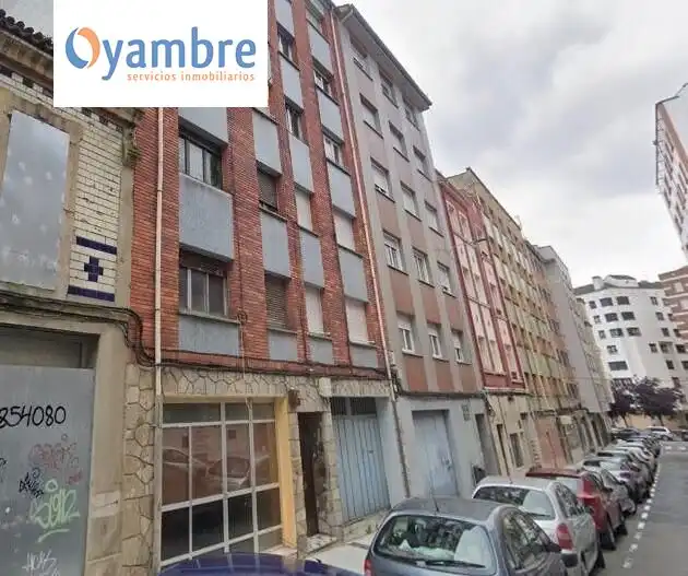 Vista exterior de Piso en venta en Gijón 