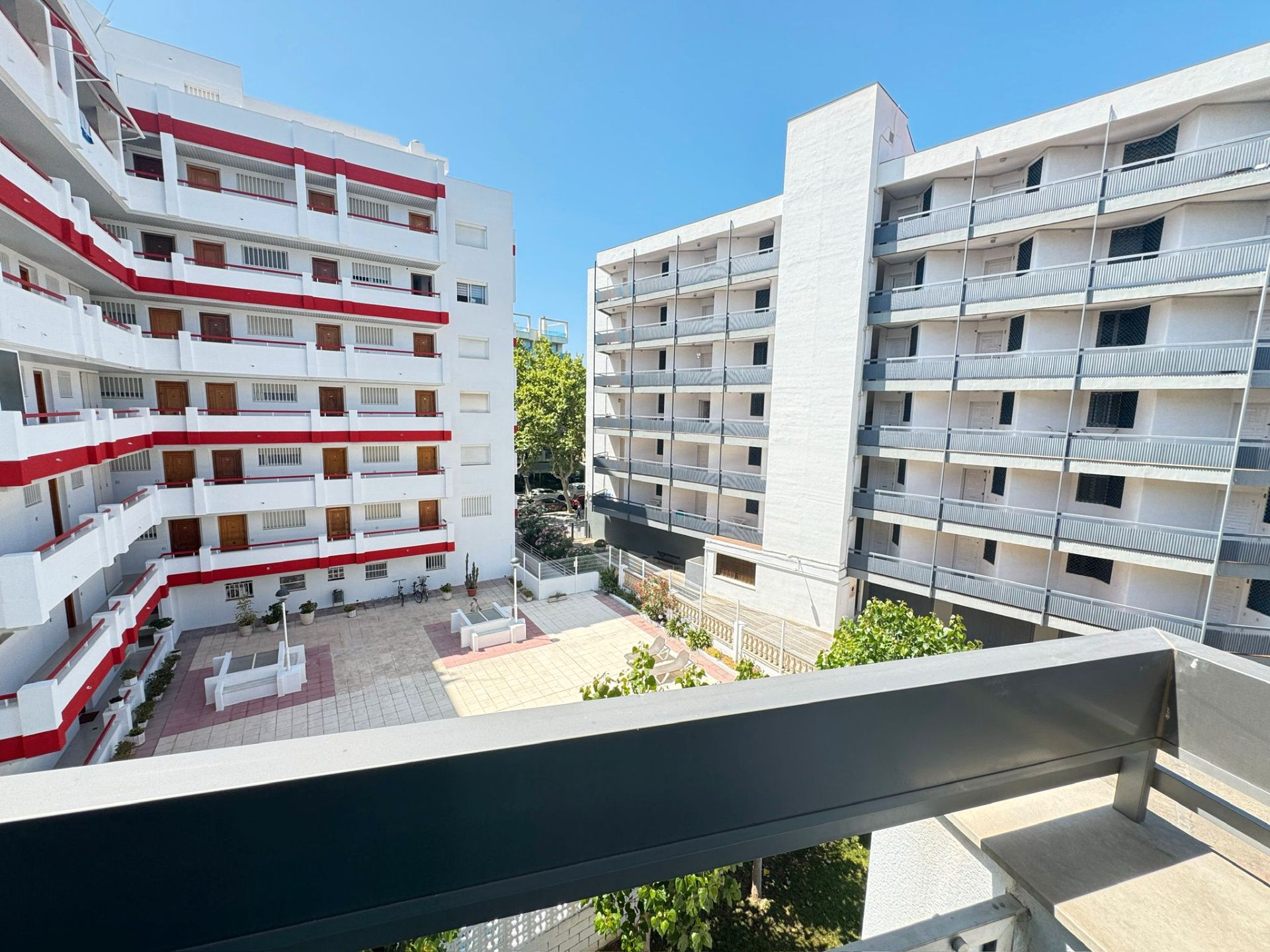 Exterior view of Apartment for sale in Salou  with Heating, Terrace and Furnished