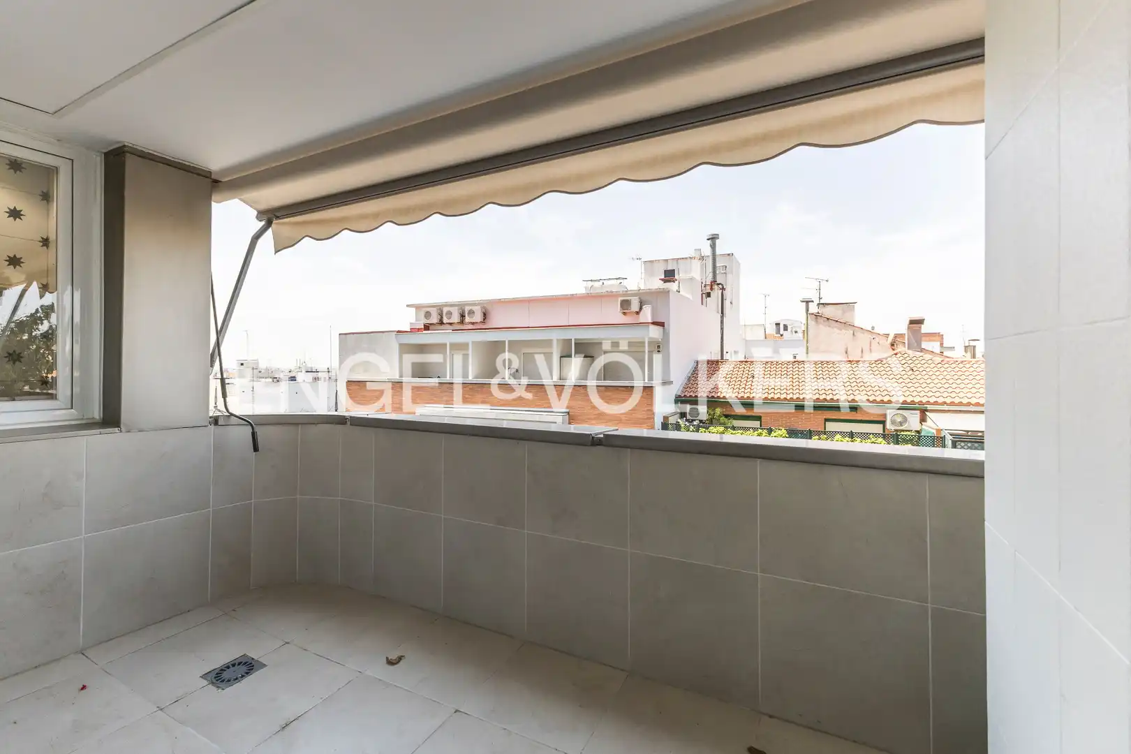 Terrasse von Wohnung zum Verkauf in Madrid mit Klimaanlage, Heizung und Terrasse