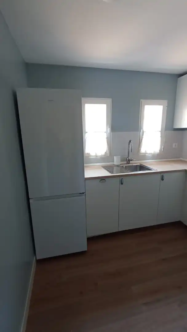 Kitchen of Flat for rent in Granada  with Air Conditioner, Terrace and Washing machine