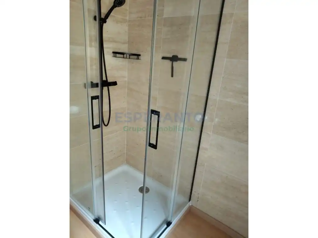 Bany de Apartament de lloguer en Málaga amb Aire condicionat, TV i Internet