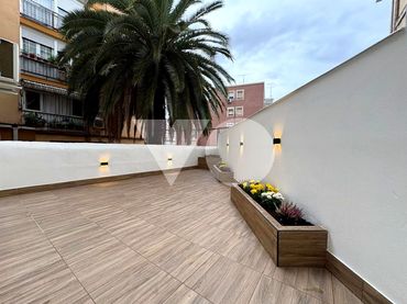 Rez-de-chaussée avec ascenseur à vendre à Calle de Vázquez de Mella