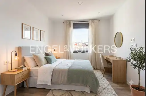 Habitación de Piso de alquiler en Madrid con Aire acondicionado, Calefacción y Jardín privado