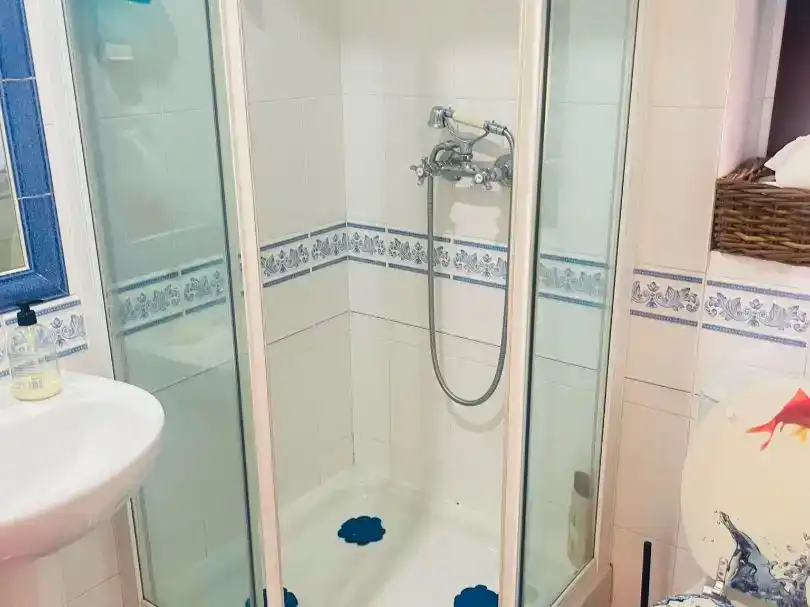 Baño de Ático de alquiler en  Madrid Capital con Aire acondicionado y Piscina