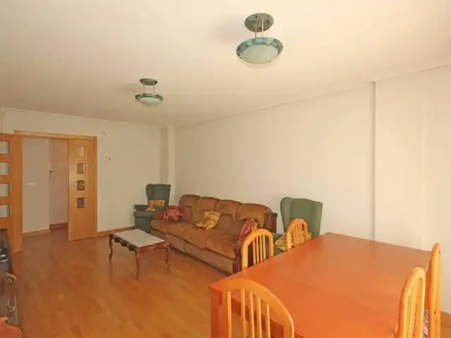 Living room of Flat for rent in Salamanca  with Heating, Terrace and Furnished