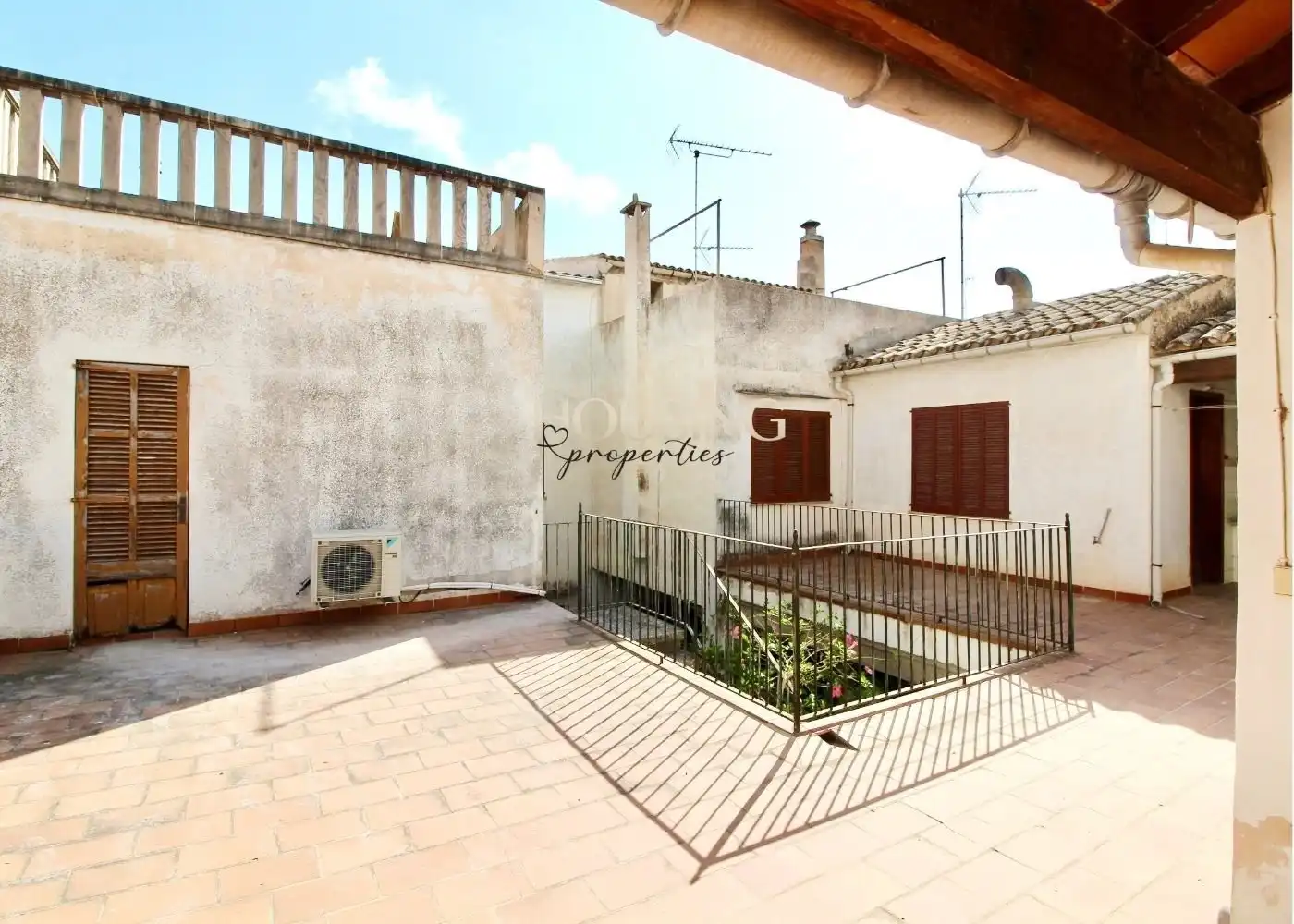 Exterior view of Detached homes for sale in Llucmajor  with Terrace