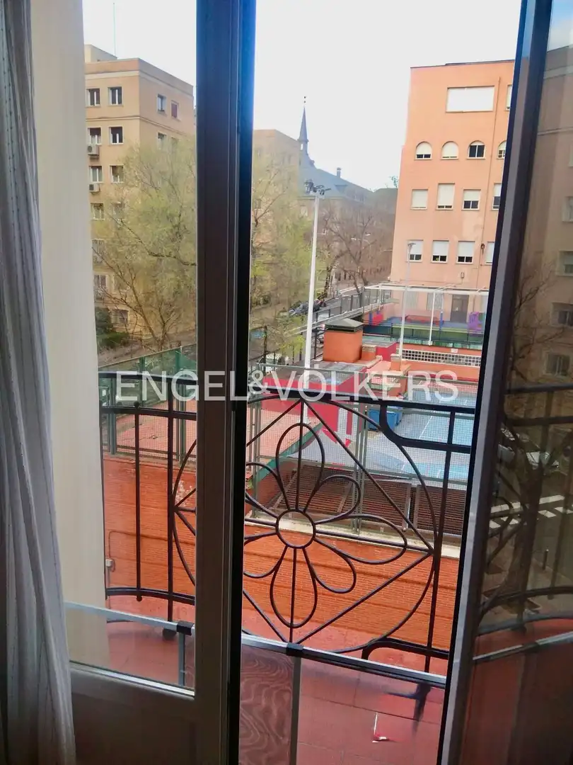 Flat for rent in Argüelles