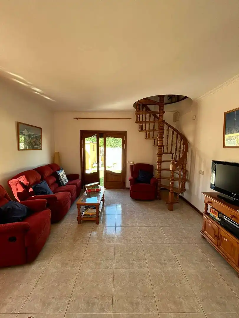 House with pool for sale in Requesens, imagen 21