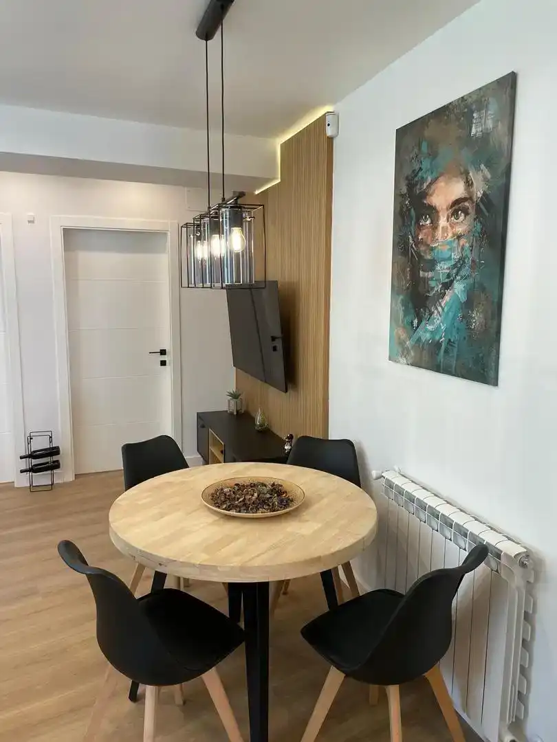 Esszimmer von Wohnung zur Miete in Mugardos mit Parkett, Abstellraum und Möbliert