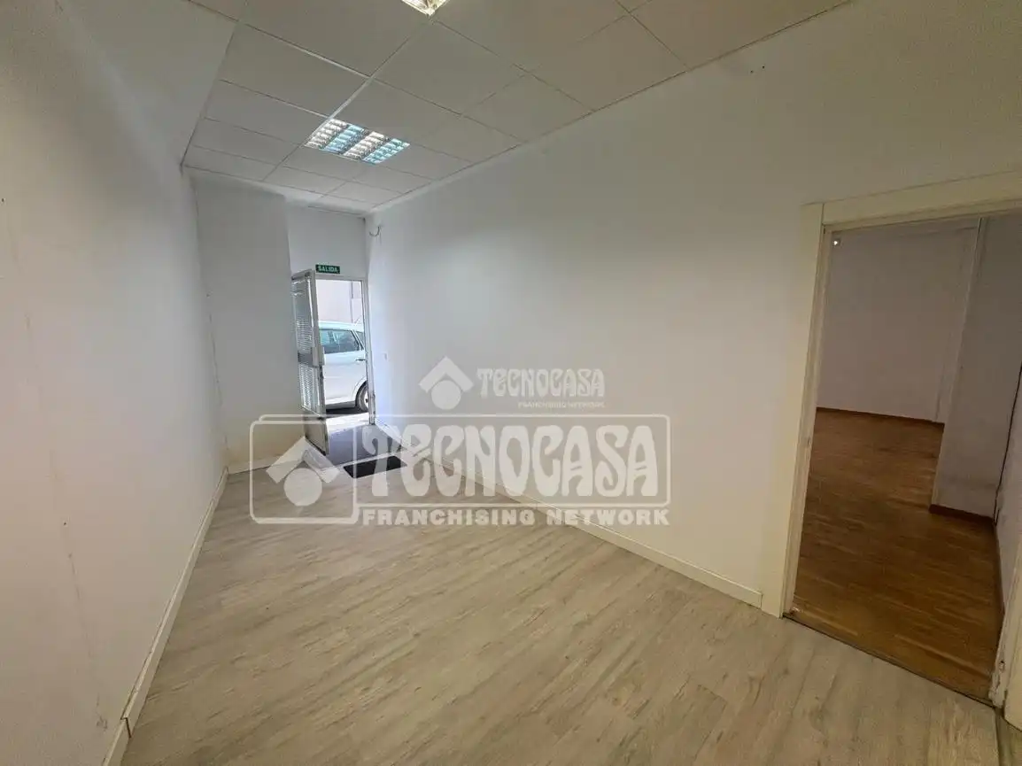 Local comercial de lloguer a Calle Fray Luis de León, imagen 6