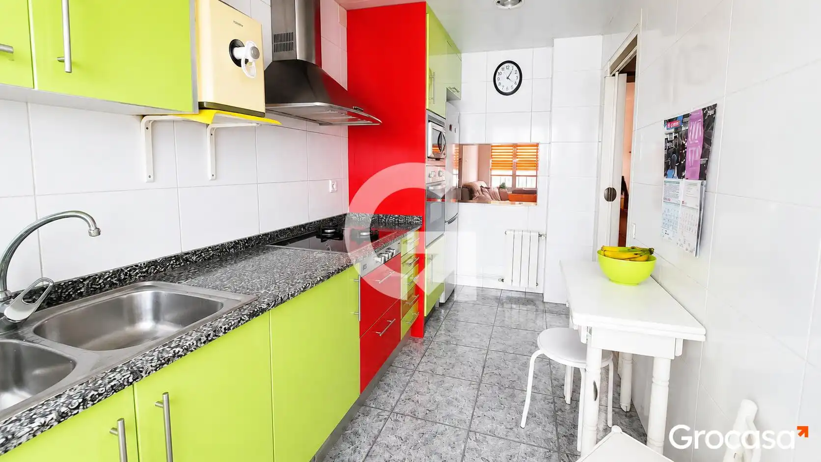 Cocina de Piso en venta en Vilanova i la Geltrú con Calefacción, Horno y Balcón