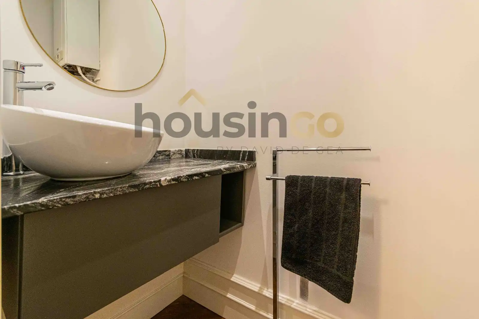 Bathroom of Flat for rent in Madrid  with Heating and Furnished