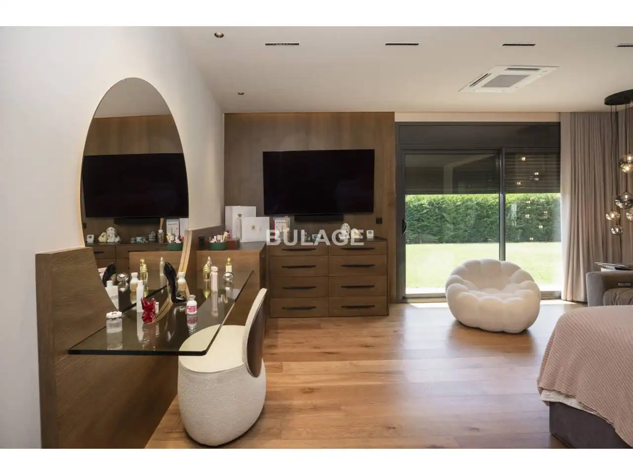 Sala de estar de Casa o chalet en venta en Gurb con Aire acondicionado, Terraza y Piscina