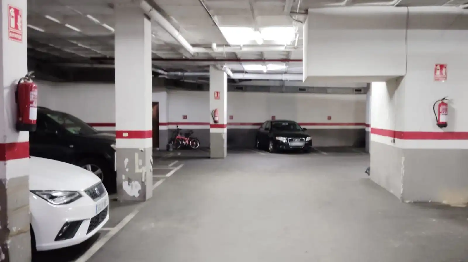 Parkplatz zur Miete in CALLE CARTAGENA 187, imagen 5