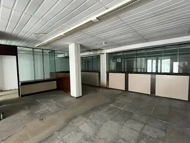 Local comercial en venda a Carrer Bateria 22, imagen 3
