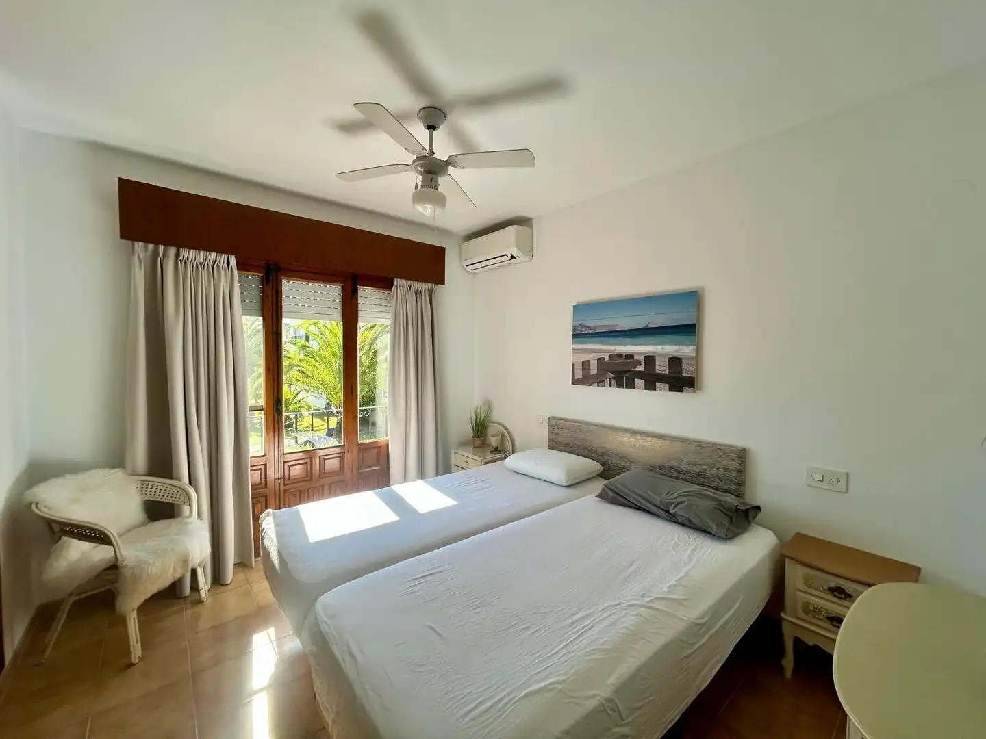 Habitación de Casa o chalet en venta en L'Alfàs del Pi con Aire acondicionado, Jardín privado y Terraza