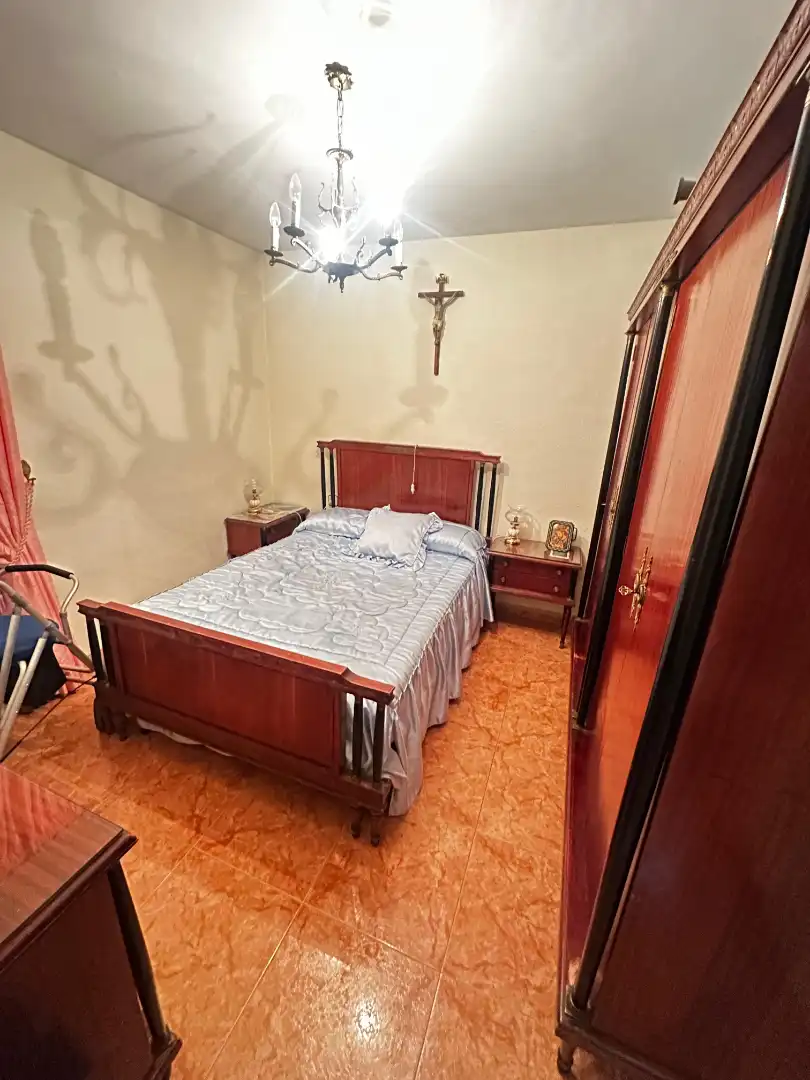 Habitación de Piso en venta en Jaén