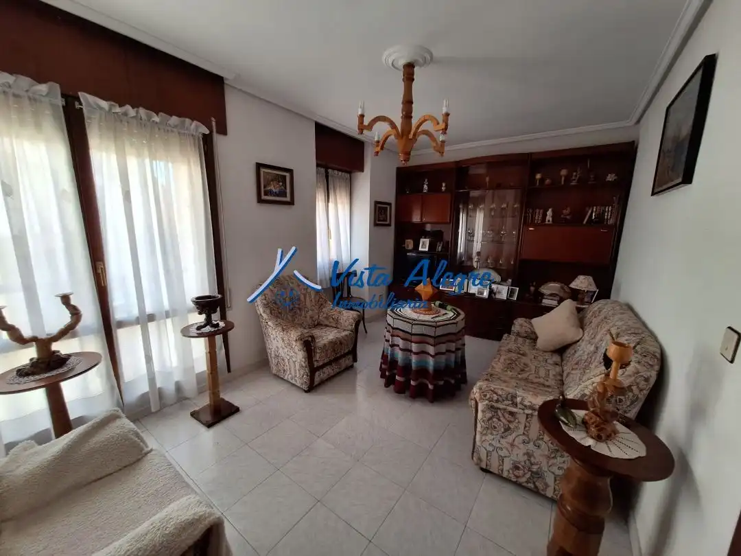 Sala de estar de Casa o chalet en venta en Gimileo con Calefacción, Terraza y Trastero