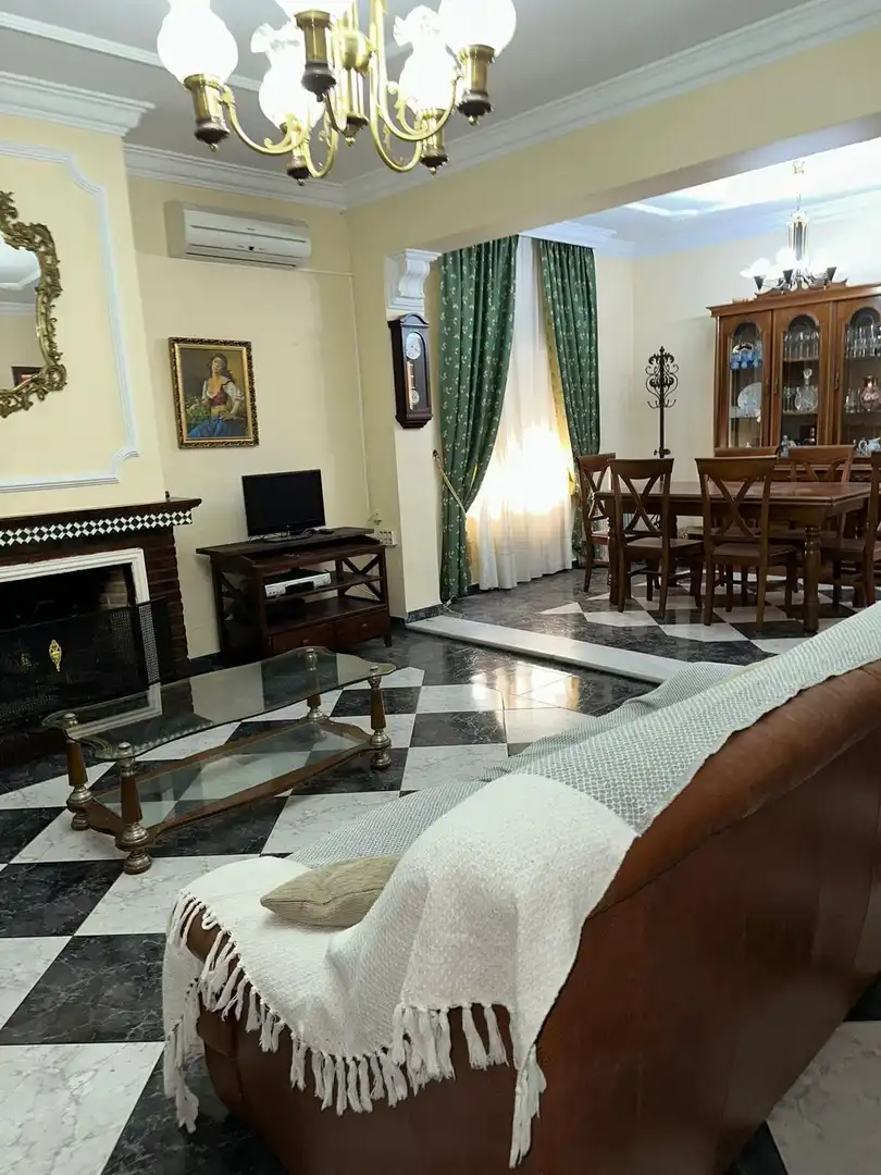 House for sale in Núcleo urbano, imagen 2