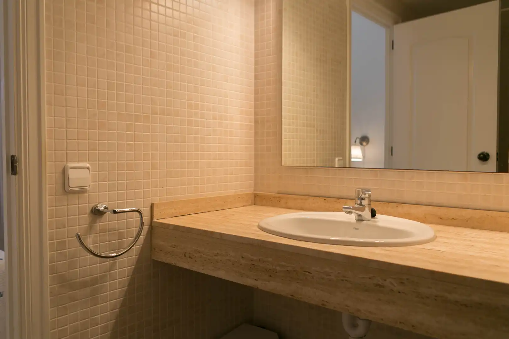 Badezimmer von Wohnungen zum Verkauf in Pals mit Terrasse und Gemeinschaftspool