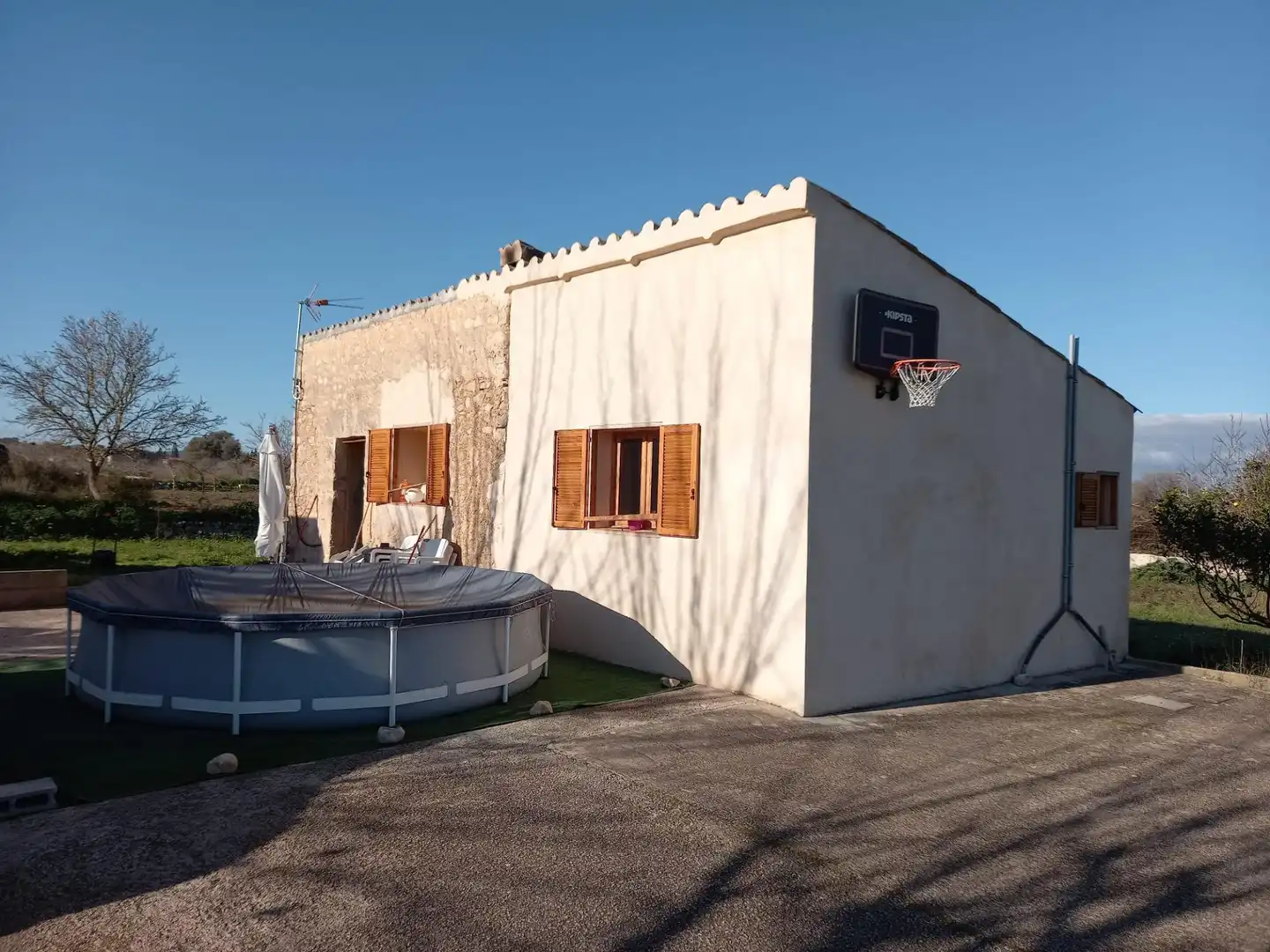 Vista exterior de Casa o xalet en venda en Algaida amb Jardí privat i Moblat