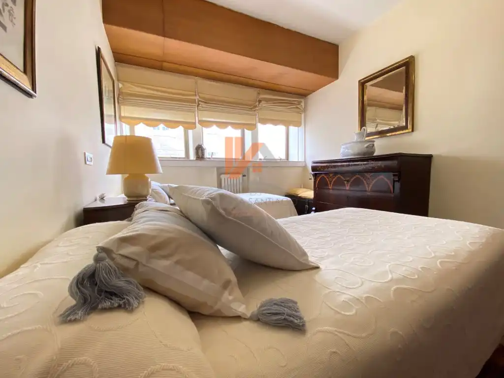 Habitación de Piso en venta en Santiago de Compostela  con Calefacción y Horno