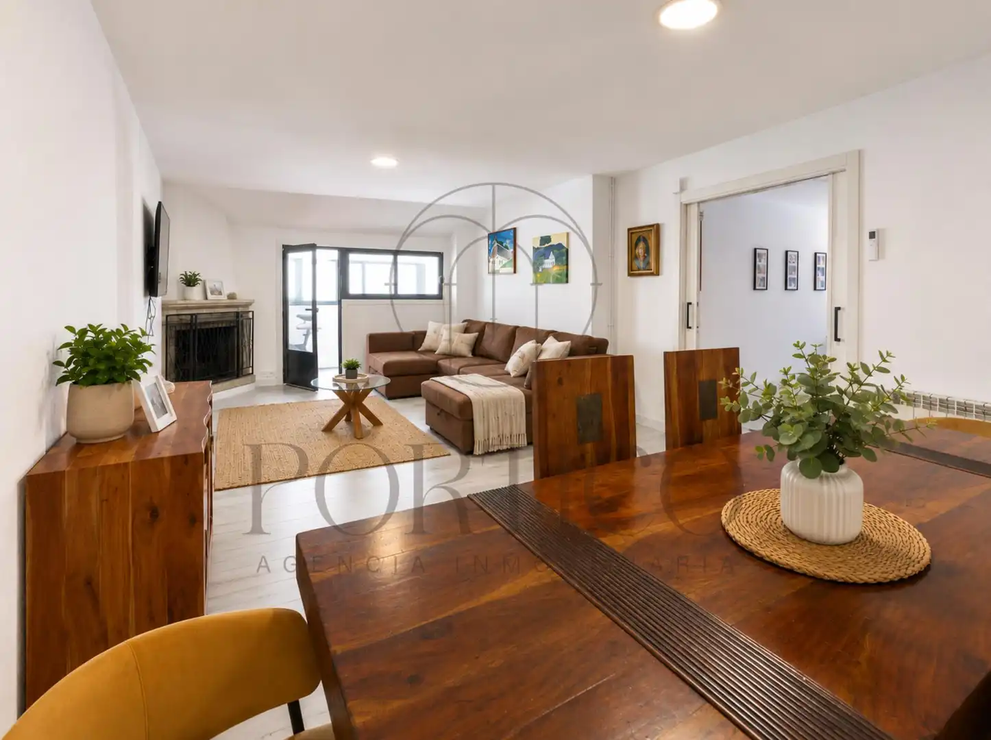 Living room of Attic for sale in Tui  with Air Conditioner, Heating and Balcony