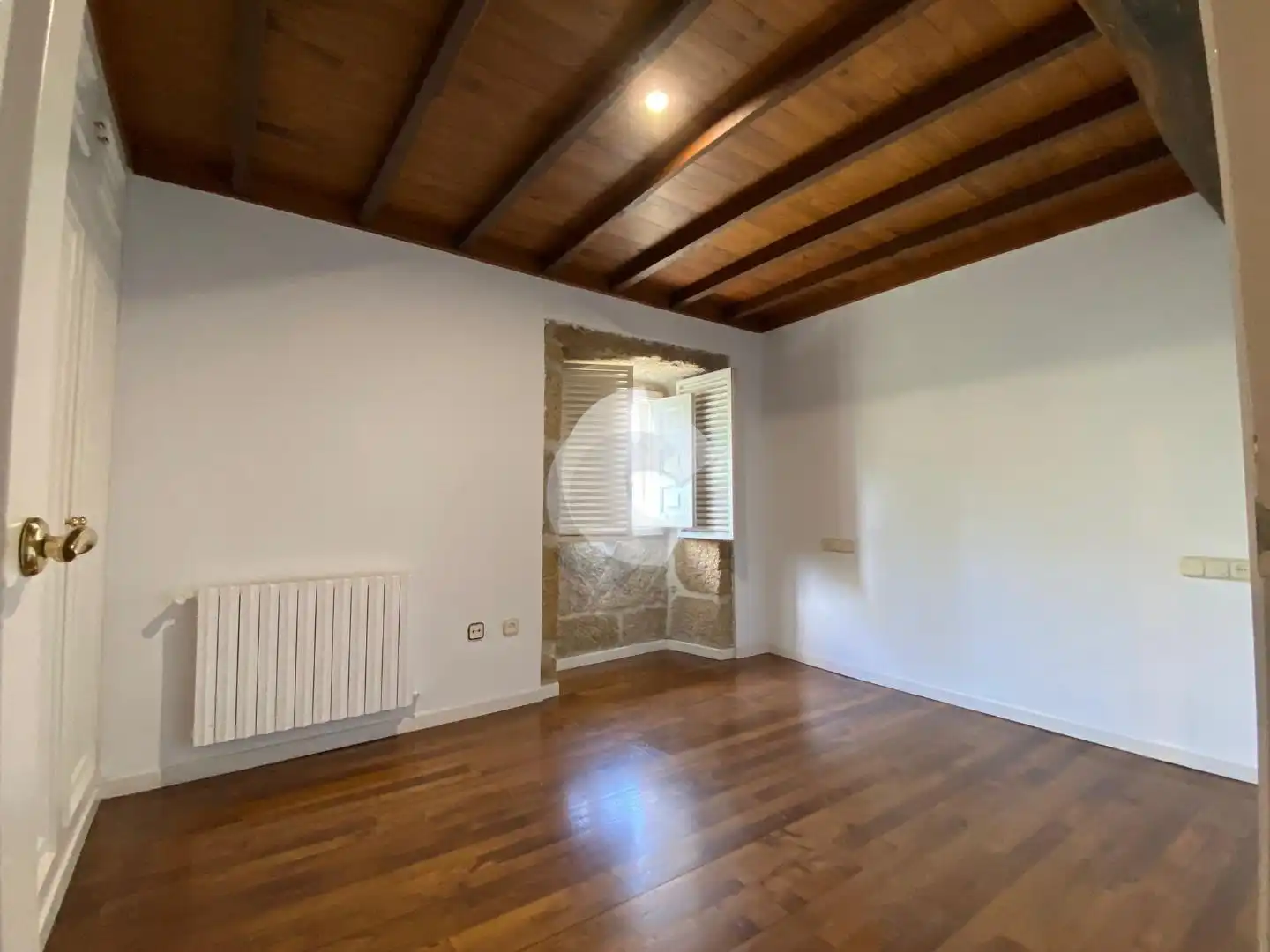 Casa o xalet en venda en San Cibrao das Viñas amb Calefacció, Jardí privat i Parquet
