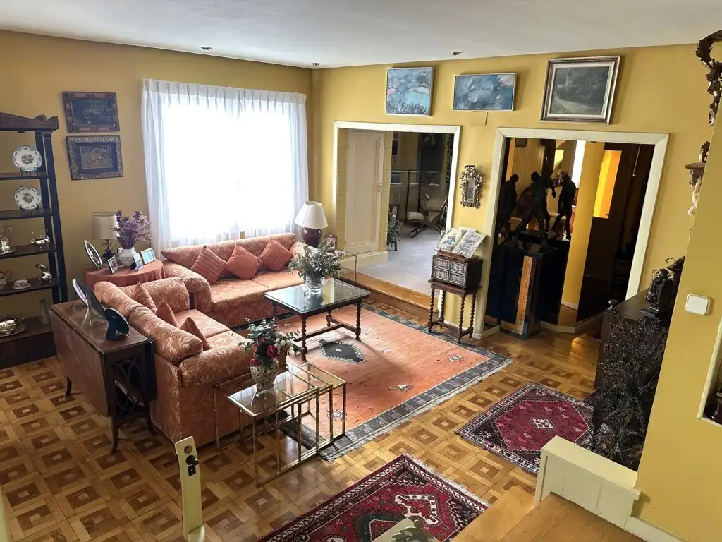 Wohnzimmer von Maisonette zum Verkauf in Oviedo  mit Heizung und Parkett