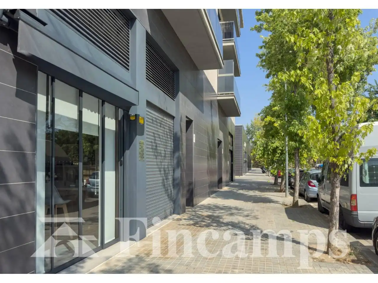 Vista exterior de Local en venta en Sabadell con Aire acondicionado y Alarma