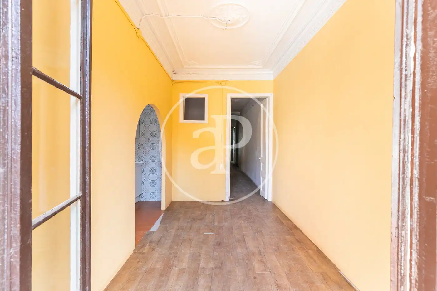Piso en venta en Barcelona con Calefacción y Balcón