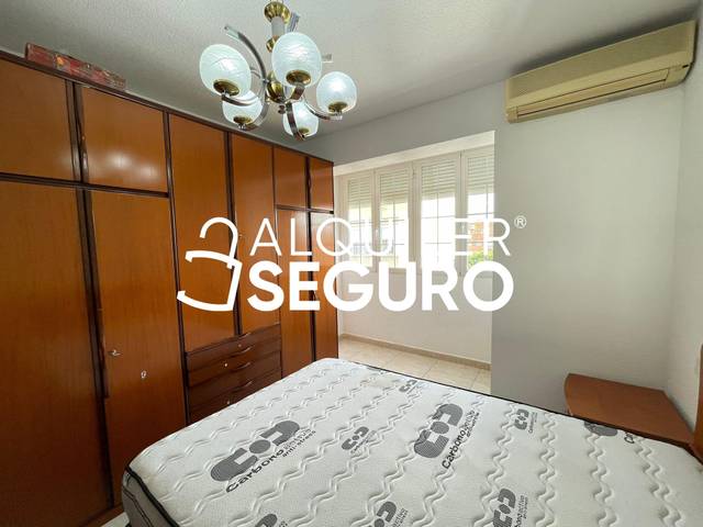 Piso en Alquiler en Sta. Aurea en Puerta del Ángel