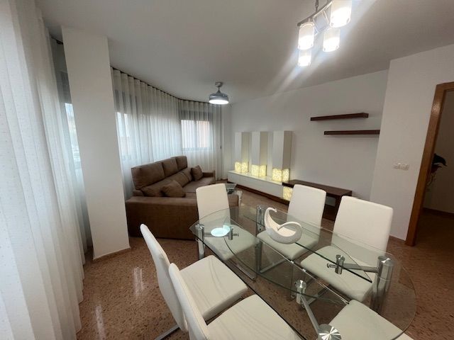 Sala d'estar de Pis en venda en L'Alcora amb Aire condicionat, Traster i Moblat