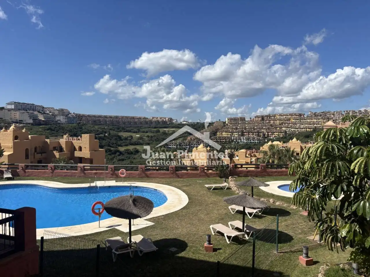 Jardí de Apartament en venda en Manilva amb Aire condicionat, Terrassa i Traster