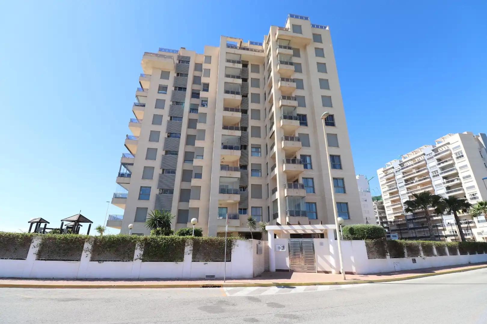 Duplexes for sale in El Edén