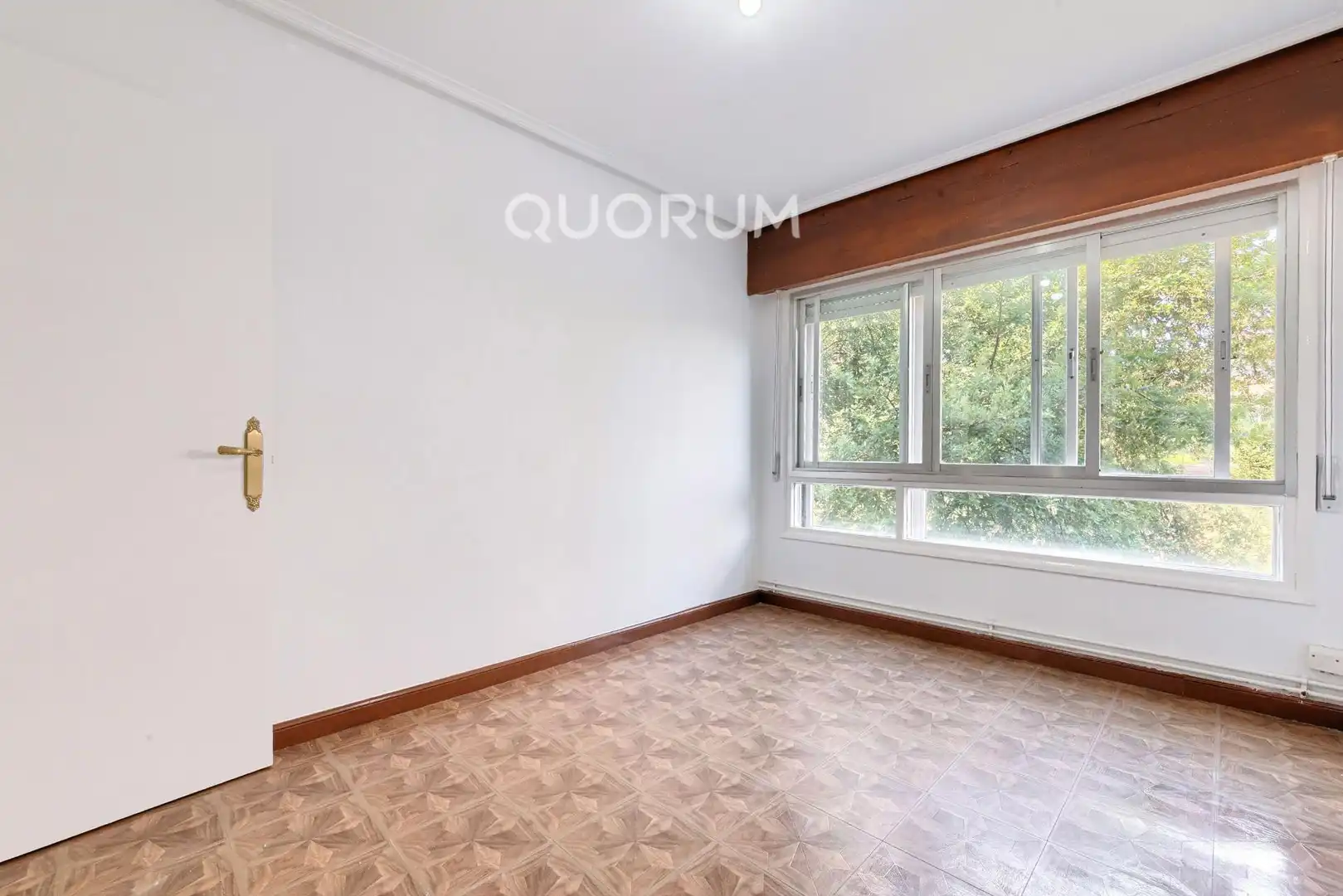 Habitación de Piso en venta en Barakaldo  con Calefacción, Terraza y Balcón