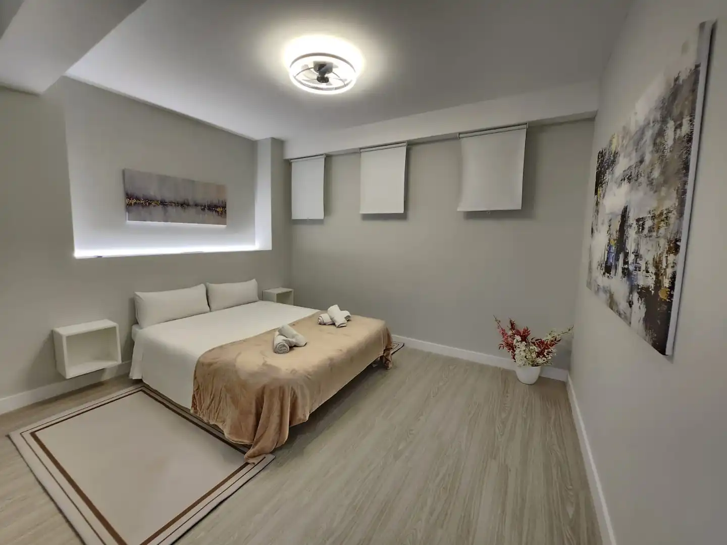 Habitación de Planta baja en venta en Valencia con Aire acondicionado, Terraza y Amueblado