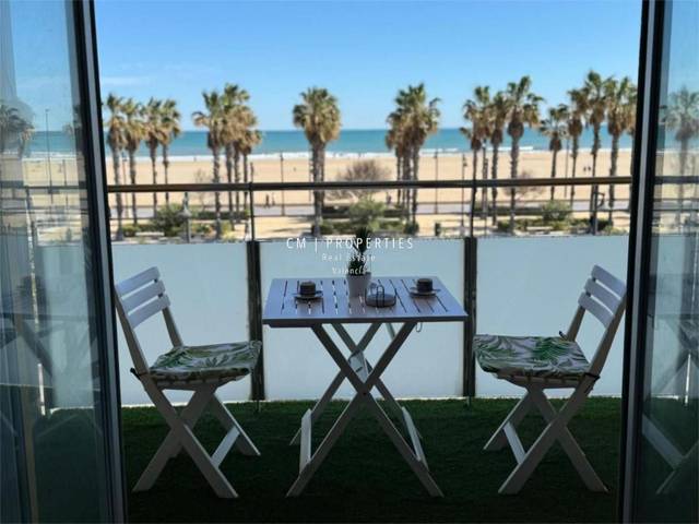 Piso en Alquiler en CALLE DE PAVIA en El Cabanyal - El Canyamelar