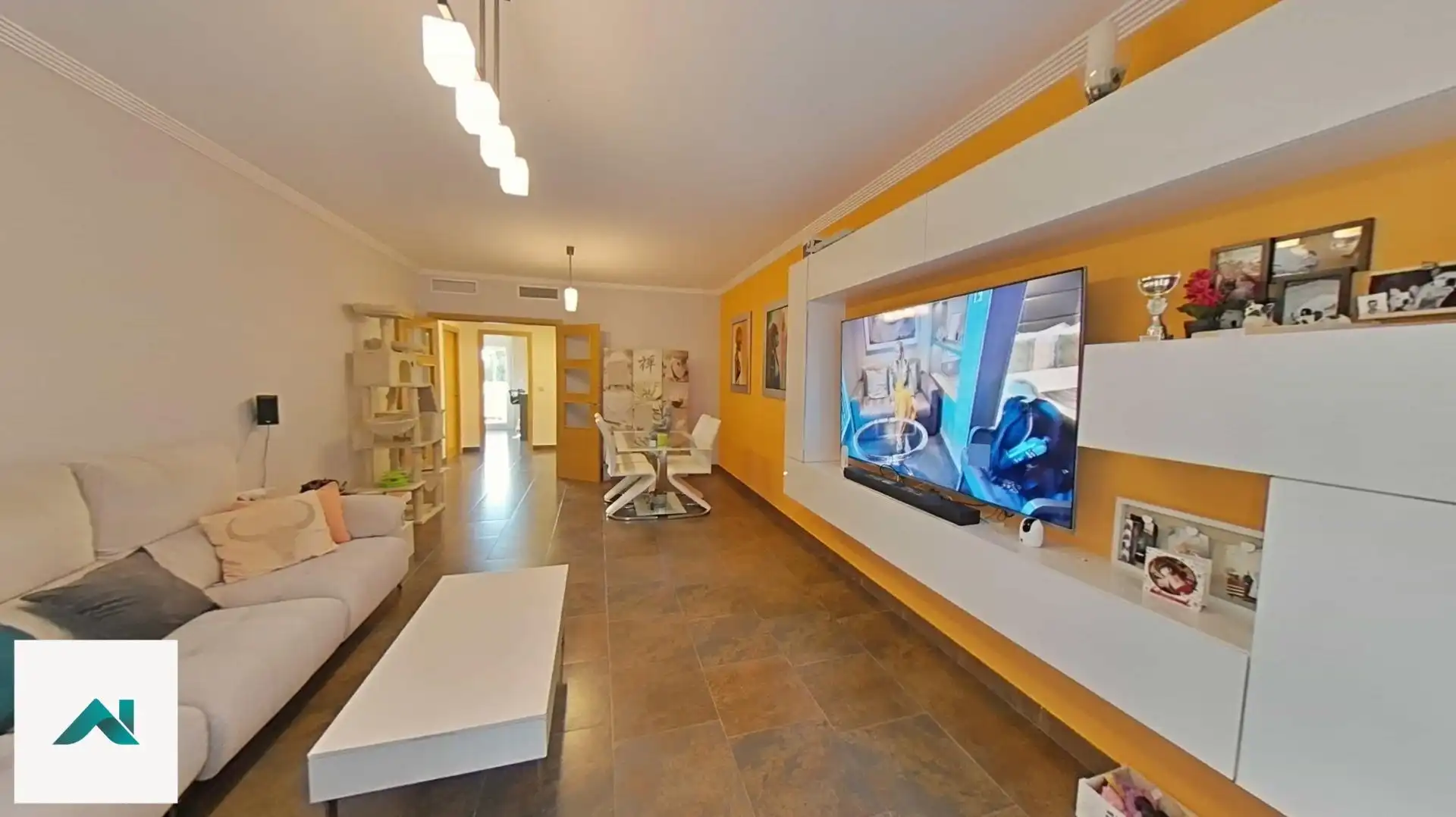 Casa pareada con piscina en venta en Núcleo urbano