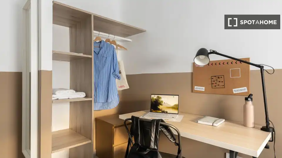 Bedroom of Flat for rent in Getafe  with Air Conditioner, Heating and Furnished