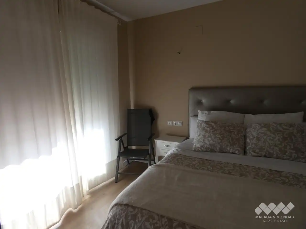 Schlafzimmer von Einfamilien-Reihenhaus zum Verkauf in Alhaurín de la Torre mit Klimaanlage, Terrasse und Abstellraum