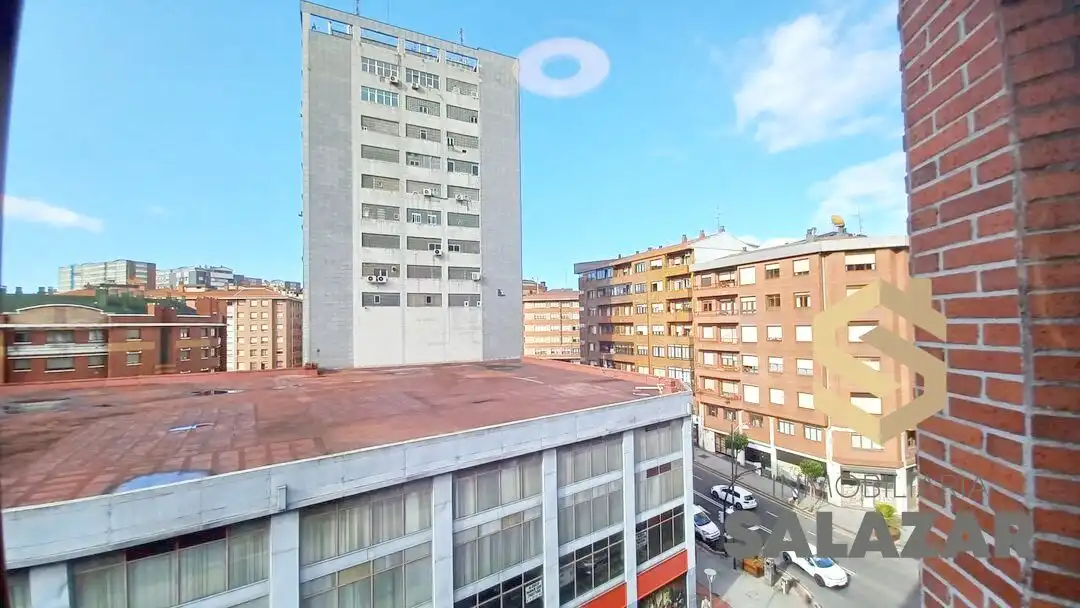 Vista exterior de Pis de lloguer en Bilbao  amb Calefacció