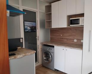 Cuina de Apartament de lloguer en Cerdanyola del Vallès amb Aire condicionat, Calefacció i Parquet