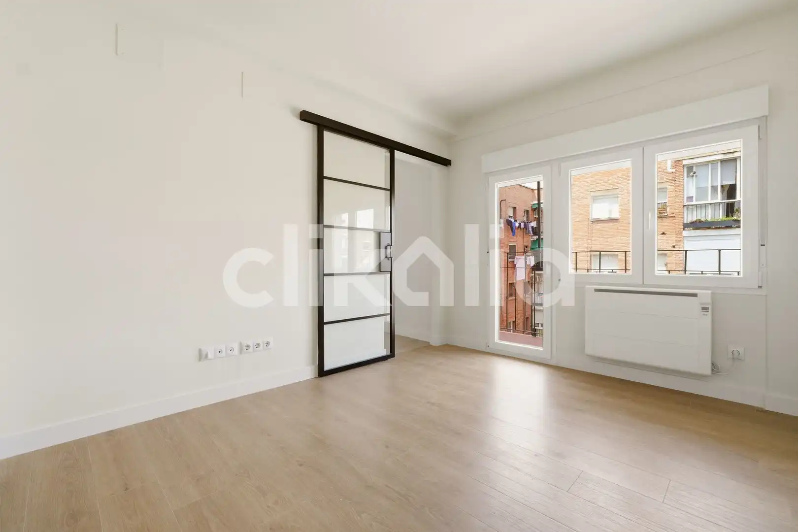 Habitación de Piso en venta en  Madrid Capital con Aire acondicionado, Calefacción y Terraza